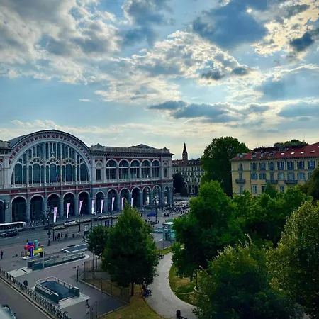 Roomscarlofelicestation Aparthotel