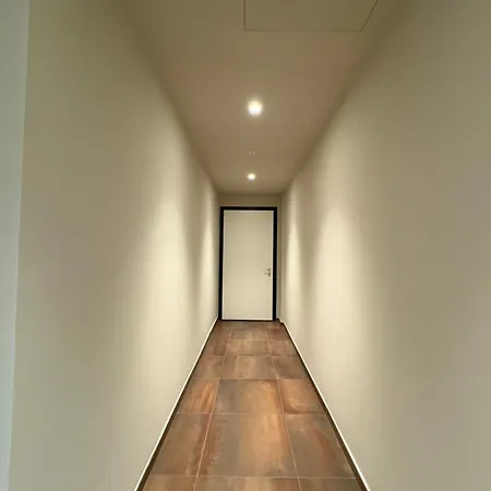 Roomscarlofelicestation