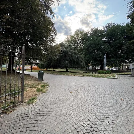 Roomscarlofelicestation 4*