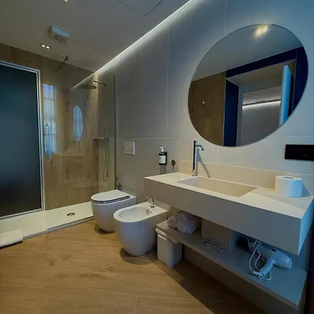 公寓式酒店 Roomscarlofelicestation 都灵