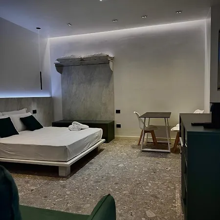 Roomscarlofelicestation 아파트호텔 토리노