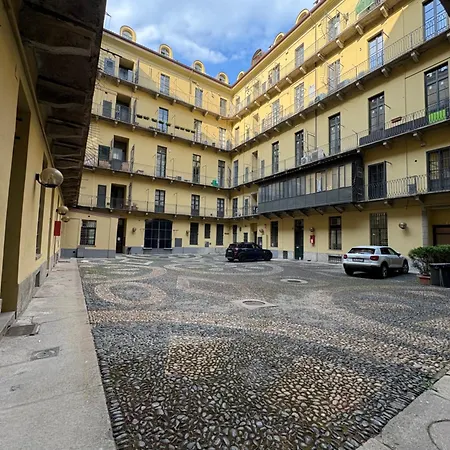 Roomscarlofelicestation تورينو