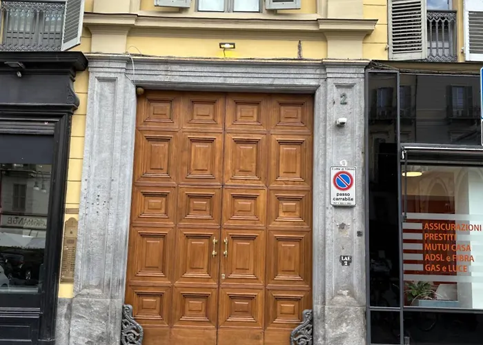 Roomscarlofelicestation