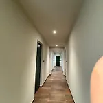 Roomscarlofelicestation Apart-hotel 4*
